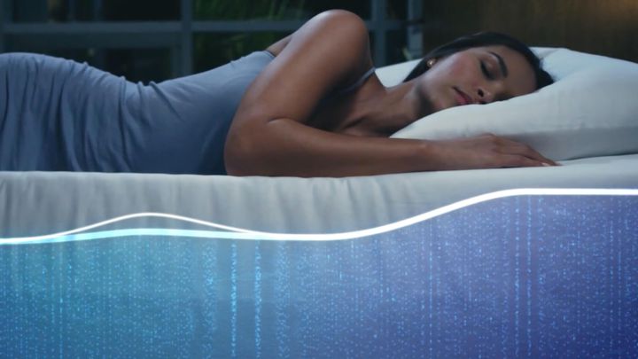 A Smart Bed That Helps You Stop Snoring And Adapts According To Your Birthday