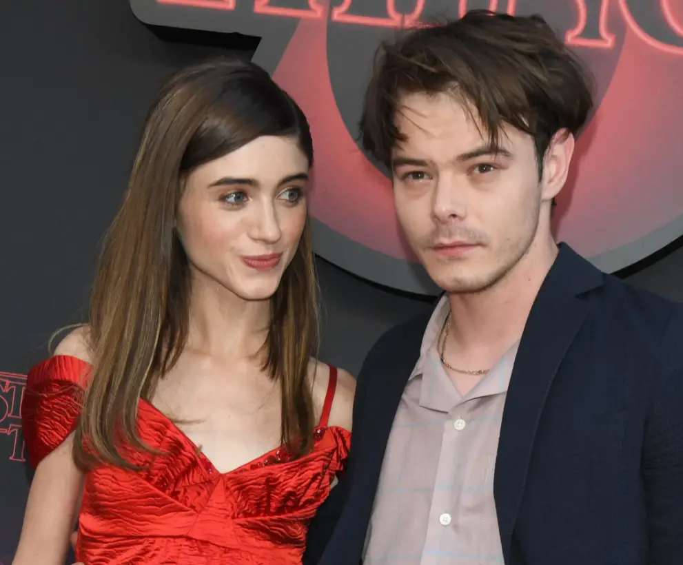 Who is Charlie Heaton Dating? His Relationship with Natalia Dyer Explained! 2