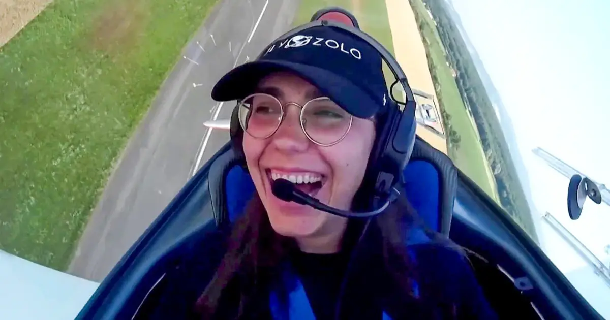 Teenage pilot becomes youngest woman to fly solo around the world