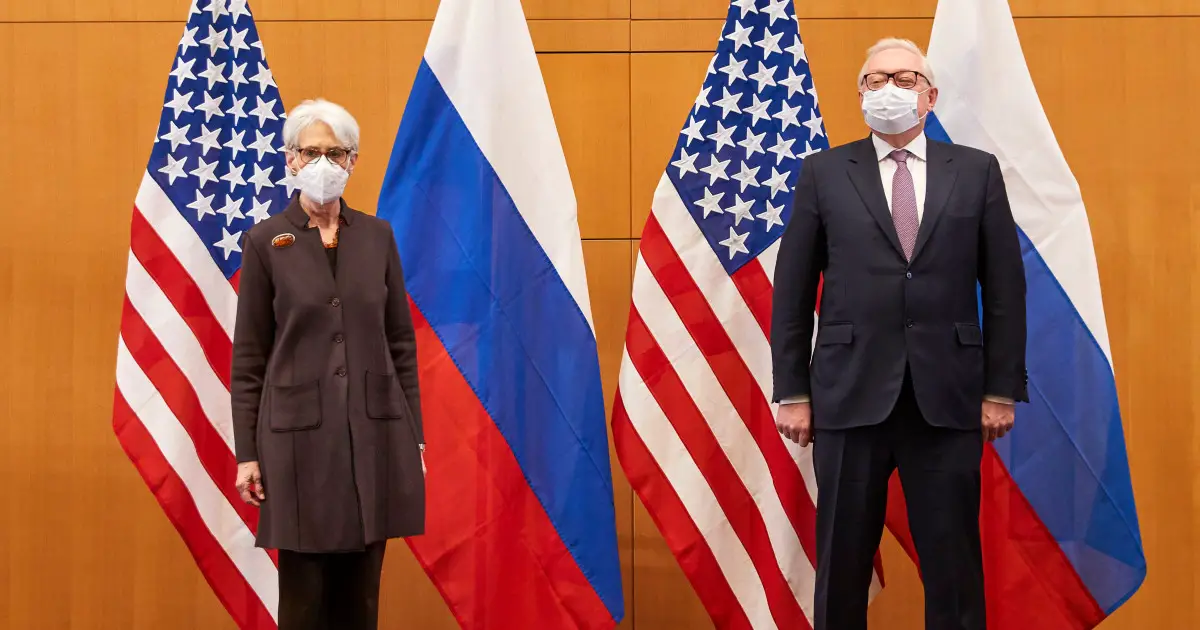 Threats, low expectations cloud start of U.S.-Russia talks over Ukraine