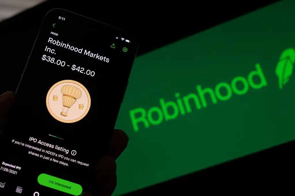 Trading app Robinhood sinks 11% in after-hours trade after posting loss