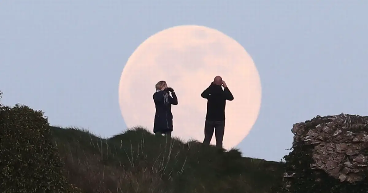 When to see back-to-back supermoons and every full moon of 2022