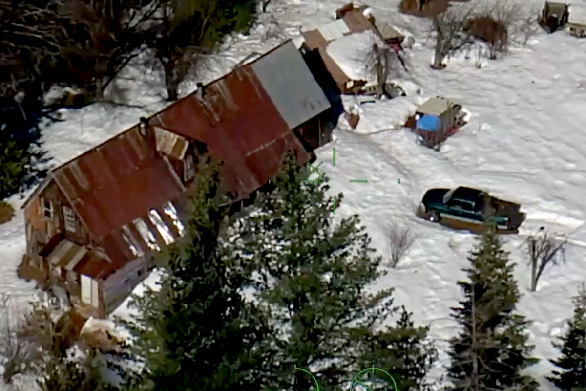 Couple rescued nearly 2 months after heavy snow trapped them in California cabin