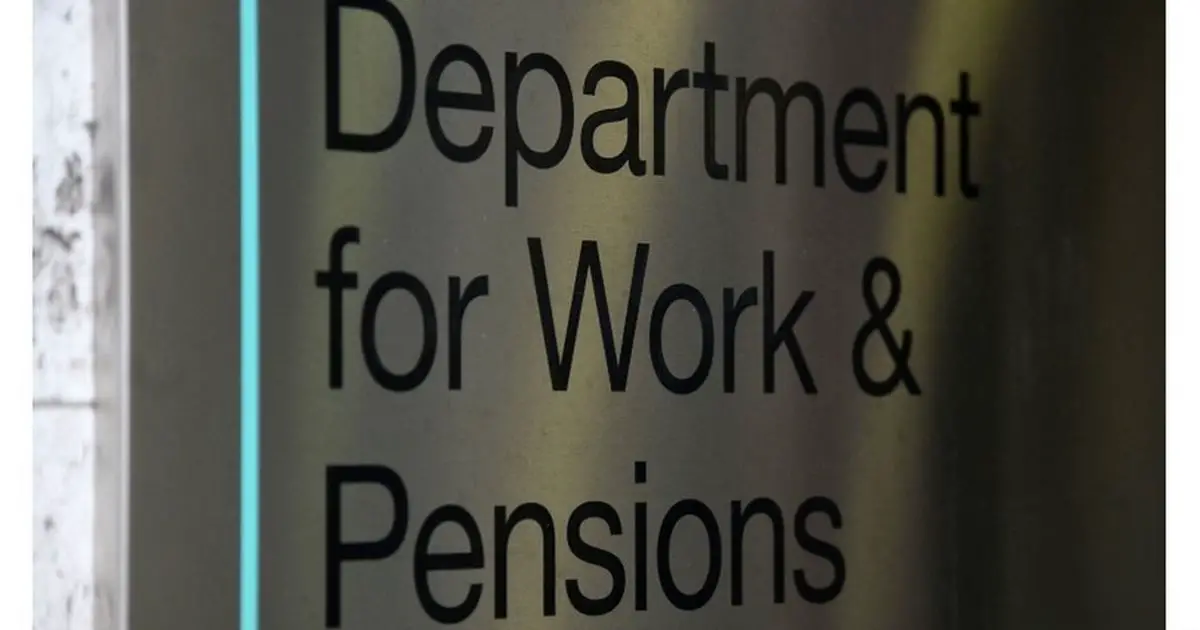 DWP issues four-week warning to unemployed ahead of major Universal Credit change