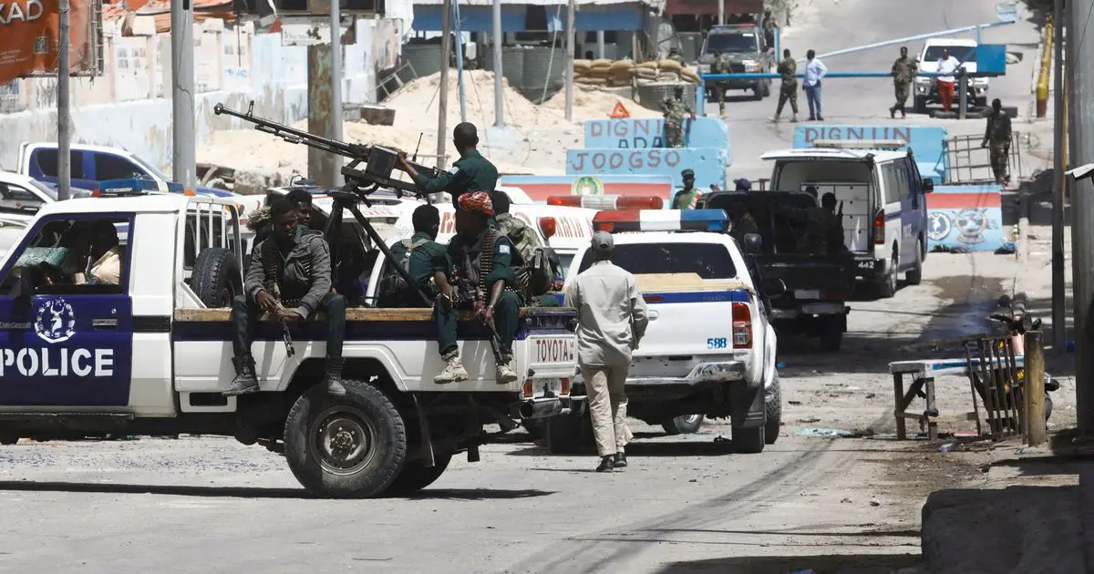 Gunfire and explosions rock Somalia capital as terror group launch huge attack