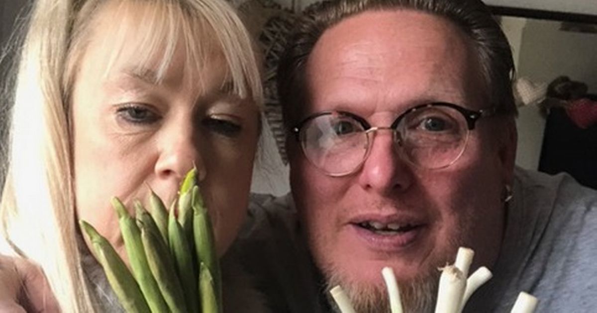 Husband buys spring onions instead of flowers as timeless Valentine's Day gift