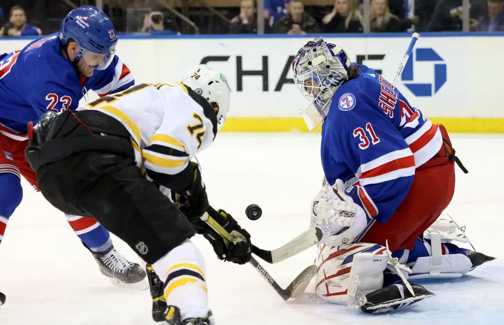 Igor Shesterkin leads Rangers to win after concussion scare