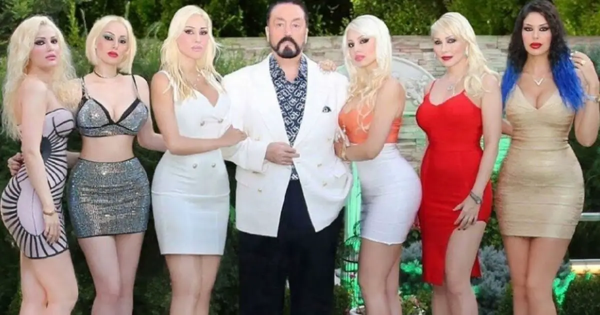 Apocalyptic sex cult leader pictured with busty blondes sentenced to 1,075 years in jail