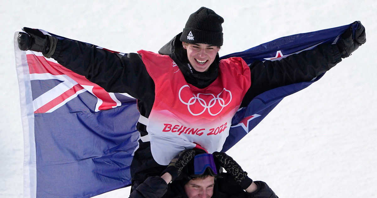 New Zealand pockets gold in men's ski halfpipe, USA rounds out podium