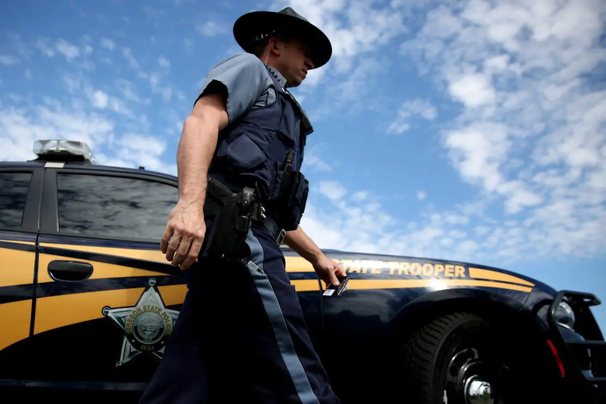 Police could no longer stop drivers for minor violations in Oregon under proposed legislation
