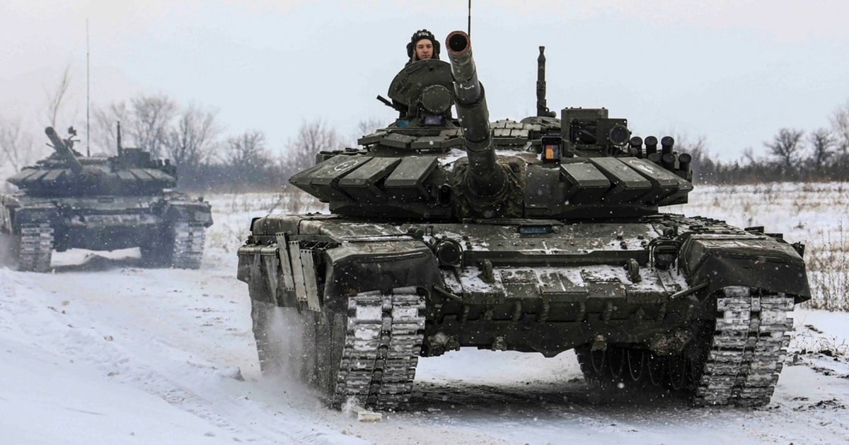 World leaders scramble to avoid war in Ukraine amid confusion over bid to join NATO