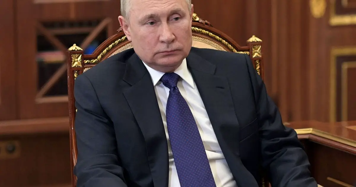 Vladimir Putin 'asks Kremlin staff to perform doomsday nuclear attack drill'